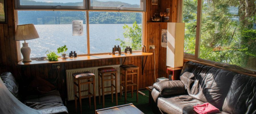 Lounge view to Loch - Lochside Hostel Loch Ness